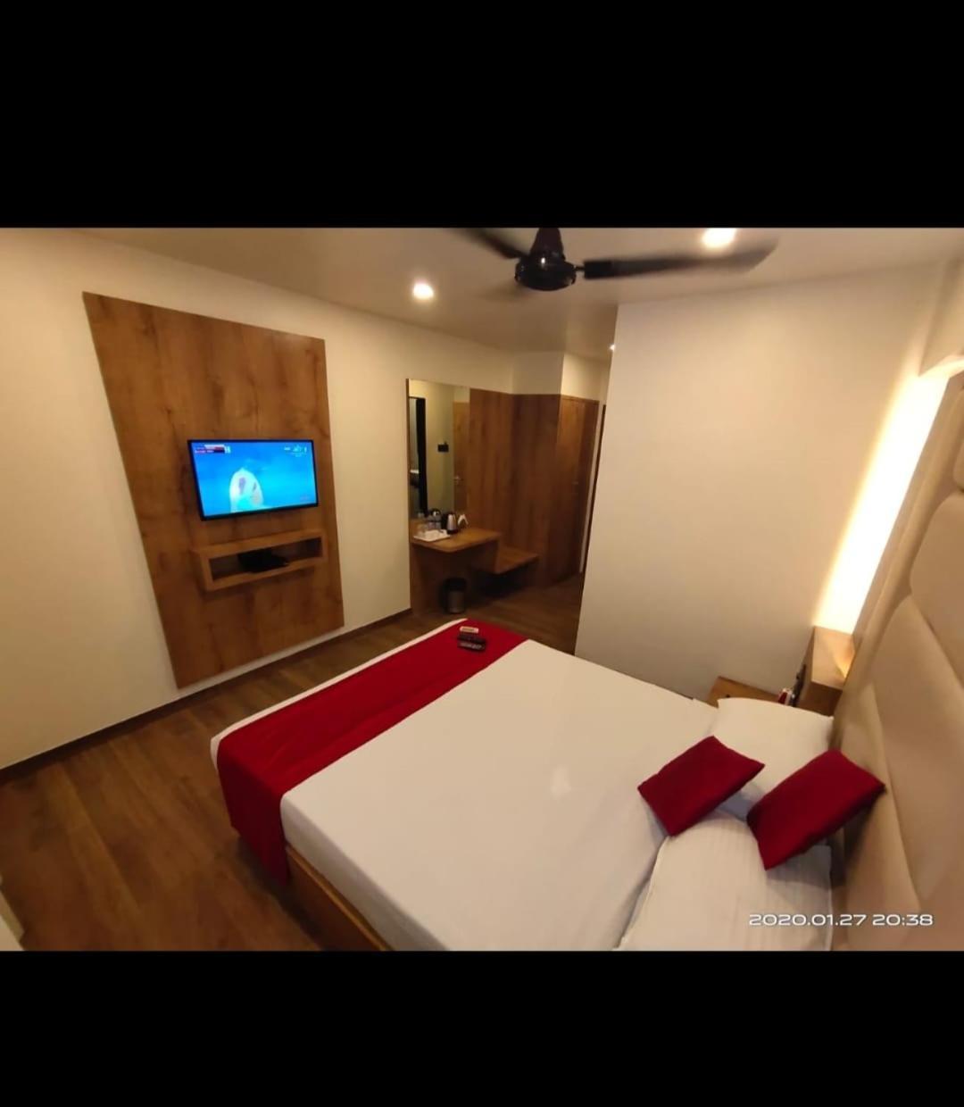 Hotel Heritage Dakshin Navi Mumbai Exterior photo
