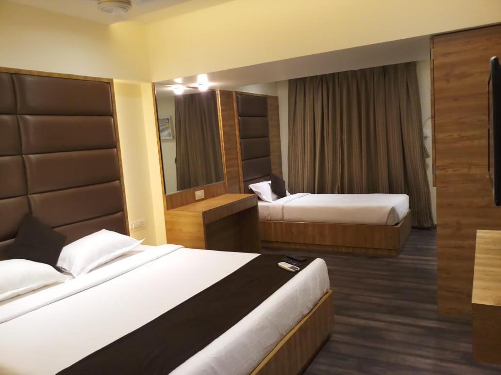 Hotel Heritage Dakshin Navi Mumbai Exterior photo